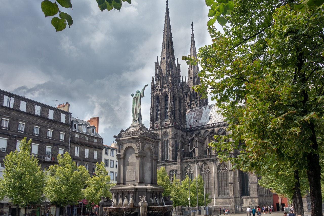 Cathédrale Notre-Dame-de-l'Assomption à Clermont-Ferrand